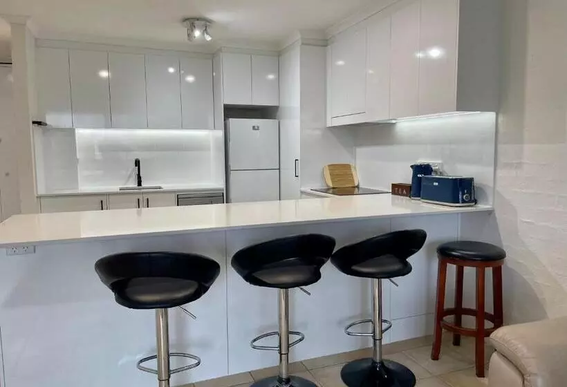 Burleigh Palms Holiday Apartments