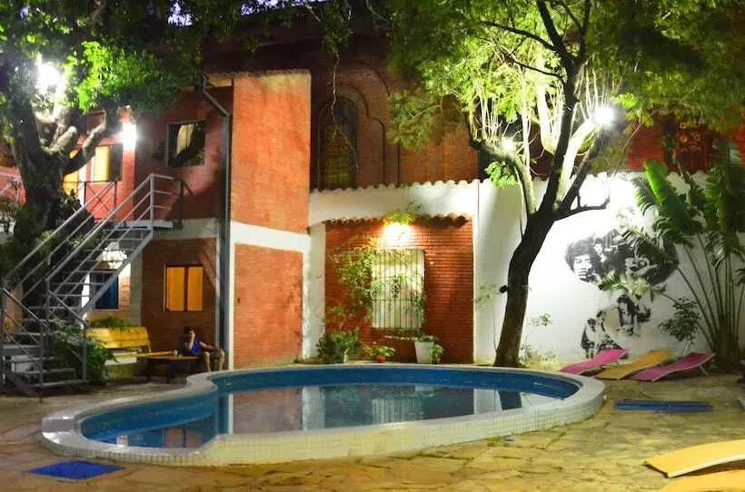 El Viajero Asuncion Hostel & Suites