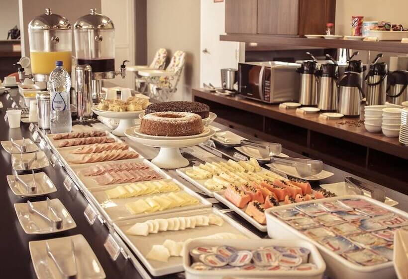 هتل 10 Ponta Grossa