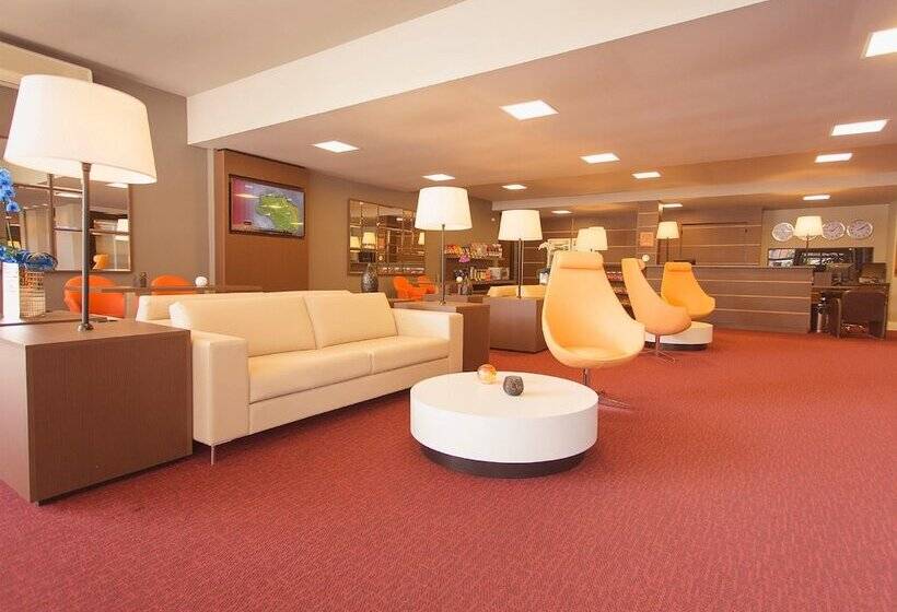 هتل 10 Ponta Grossa