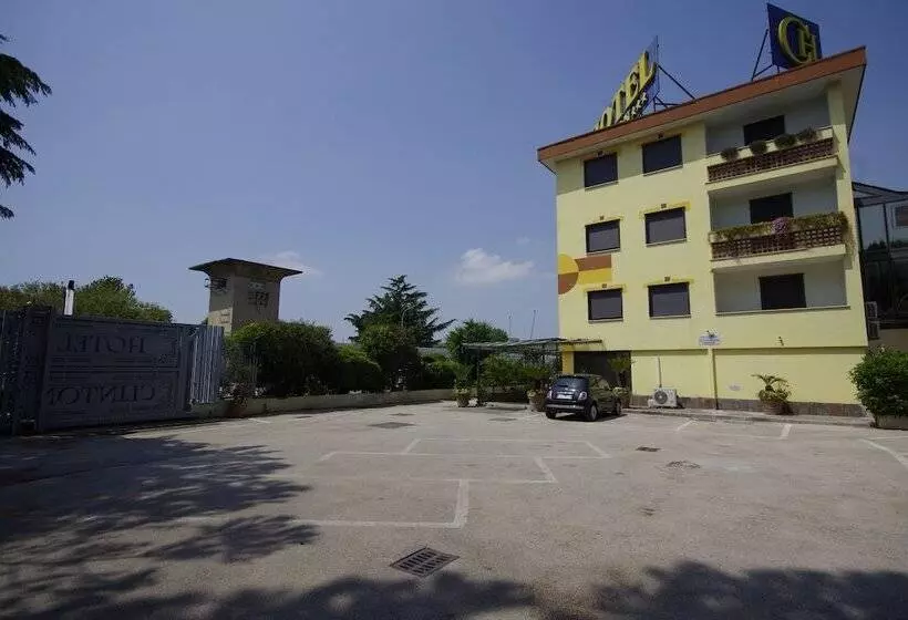 בית מלון כפרי Clinton