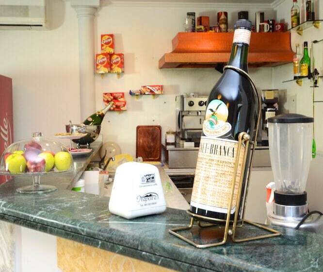 בית מלון כפרי Clinton