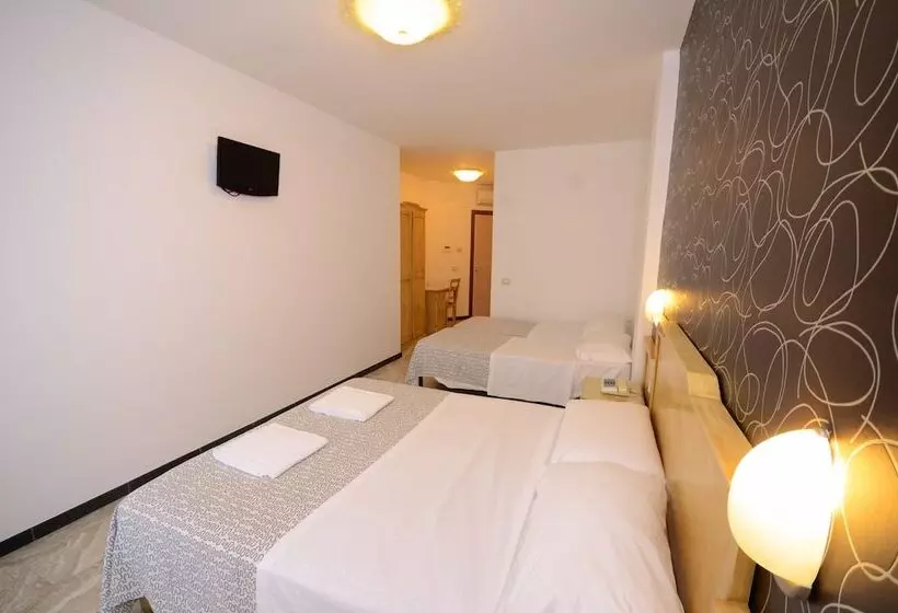 בית מלון כפרי Clinton