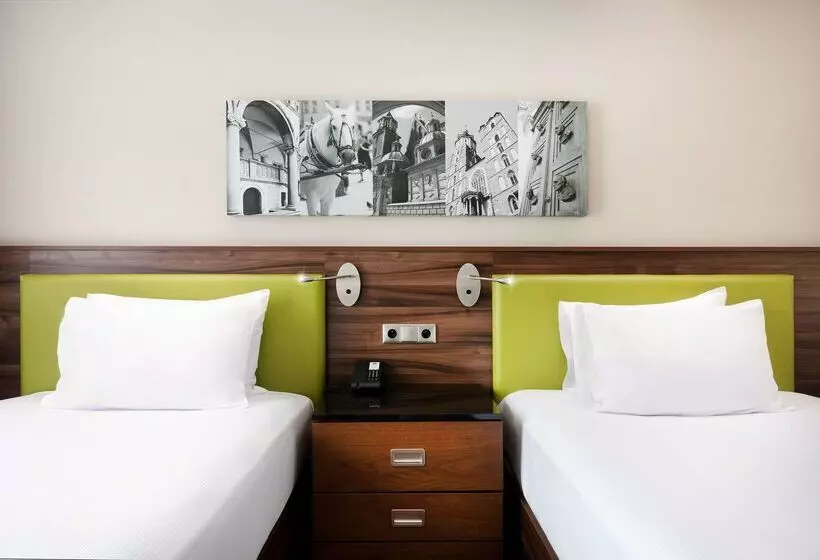 Hotel Hampton By Hilton Krakow