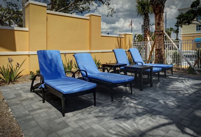 호텔 Hampton Inn & Suites Vero Beach Downtown