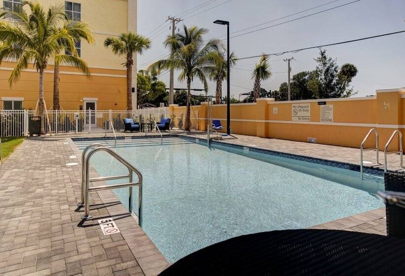 호텔 Hampton Inn & Suites Vero Beach Downtown