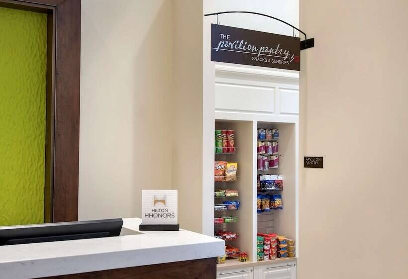 فندق Hilton Garden Inn Chicago Downtown Riverwalk