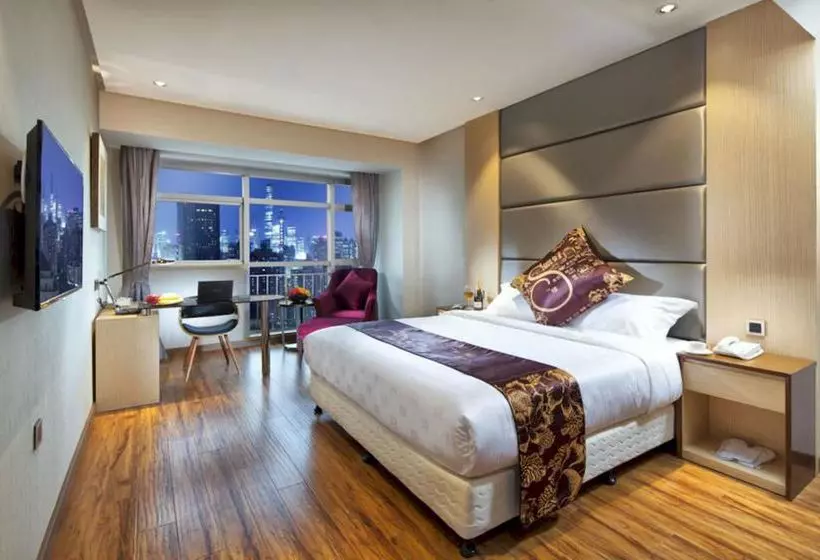 هتل Kingtown Hongkou