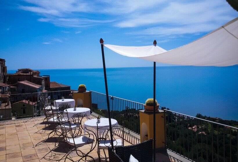 בית מלון כפרי Marulivo