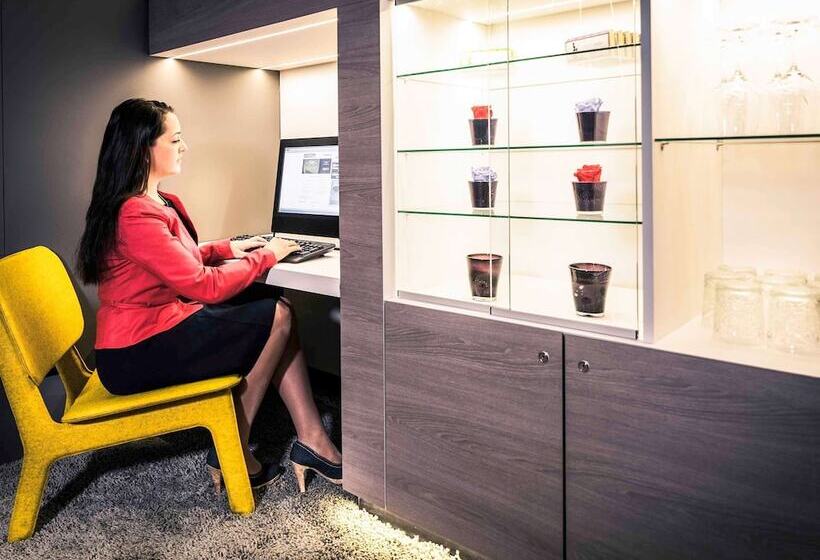 Отель Mercure Vienna First