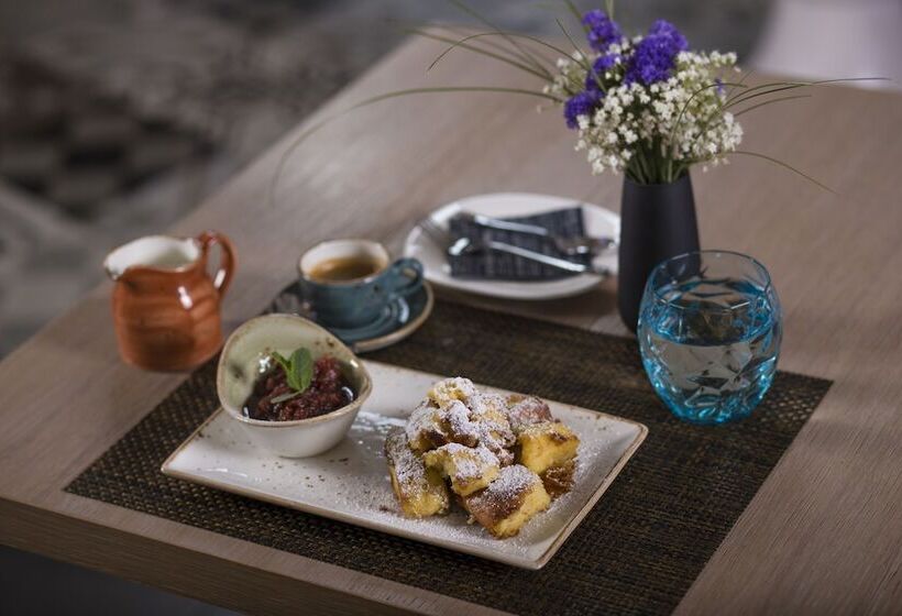 Отель Mercure Vienna First