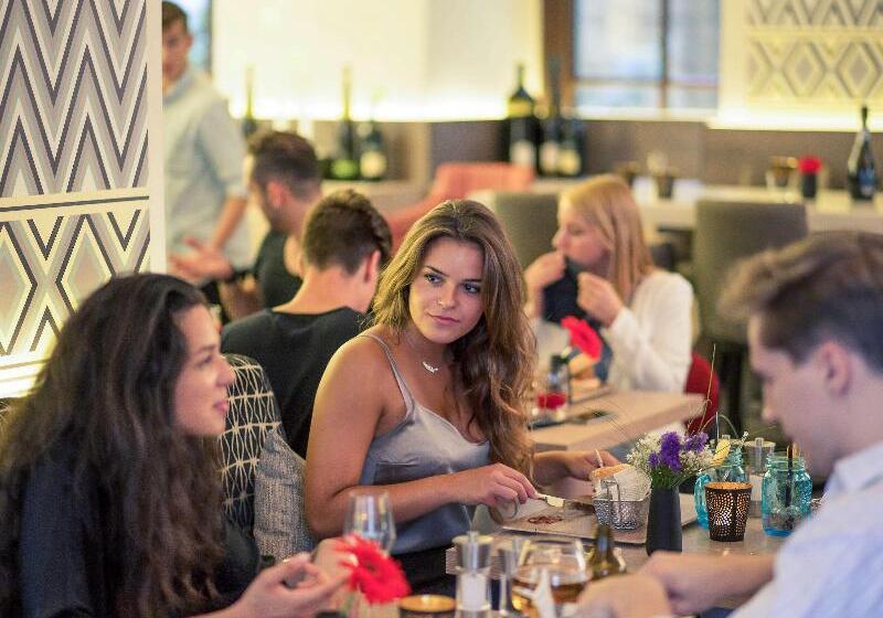 Отель Mercure Vienna First