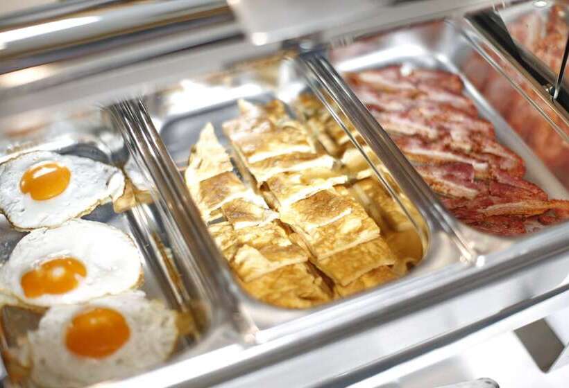 Nova City Garni Hotel Signature Collection