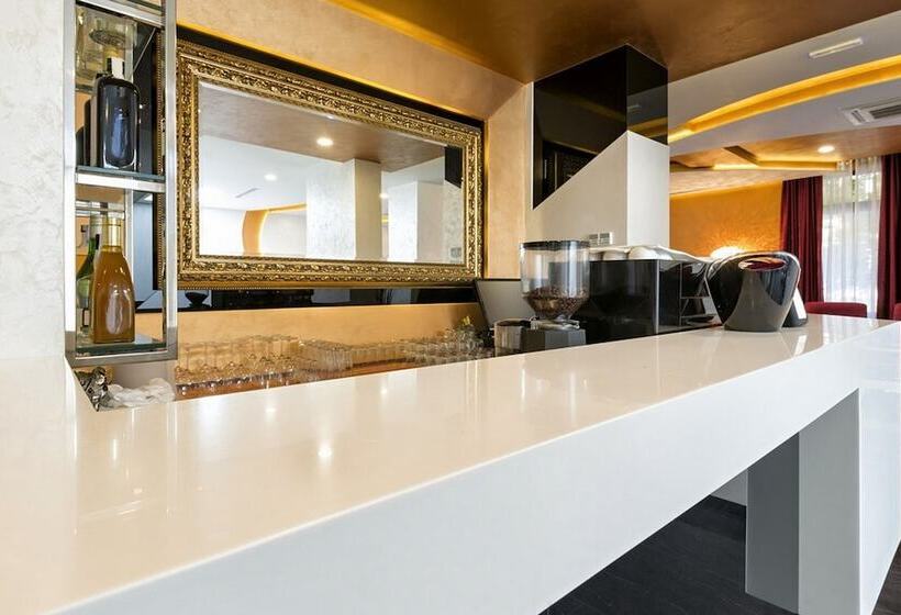 Nova City Garni Hotel Signature Collection