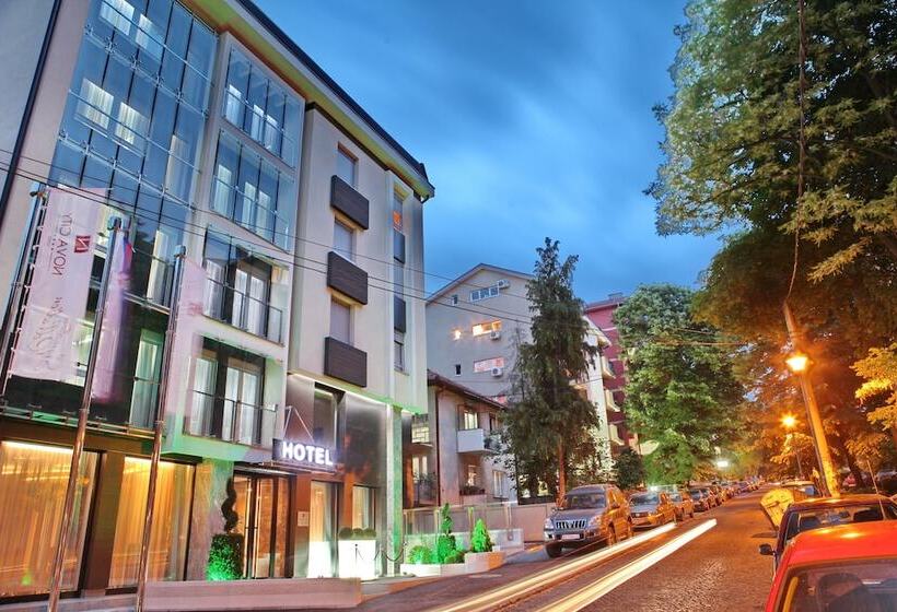 Nova City Garni Hotel Signature Collection