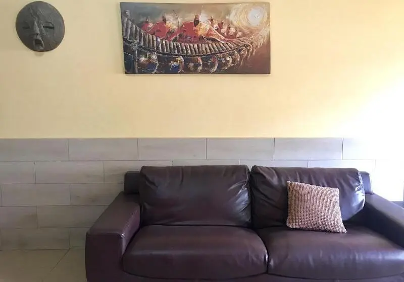 Hotelli Omanye Lodge