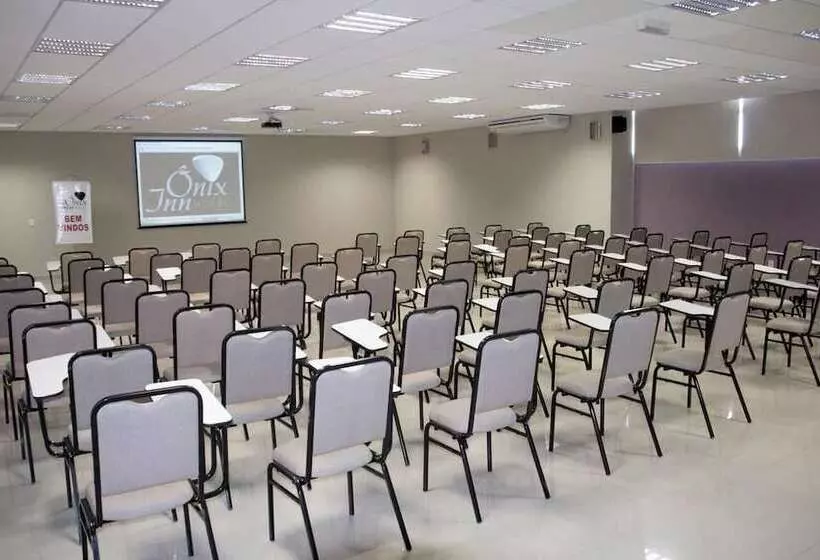 Ônix Inn Hotel Cravinhos