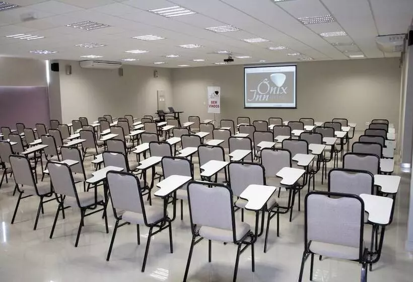 Ônix Inn Hotel Cravinhos