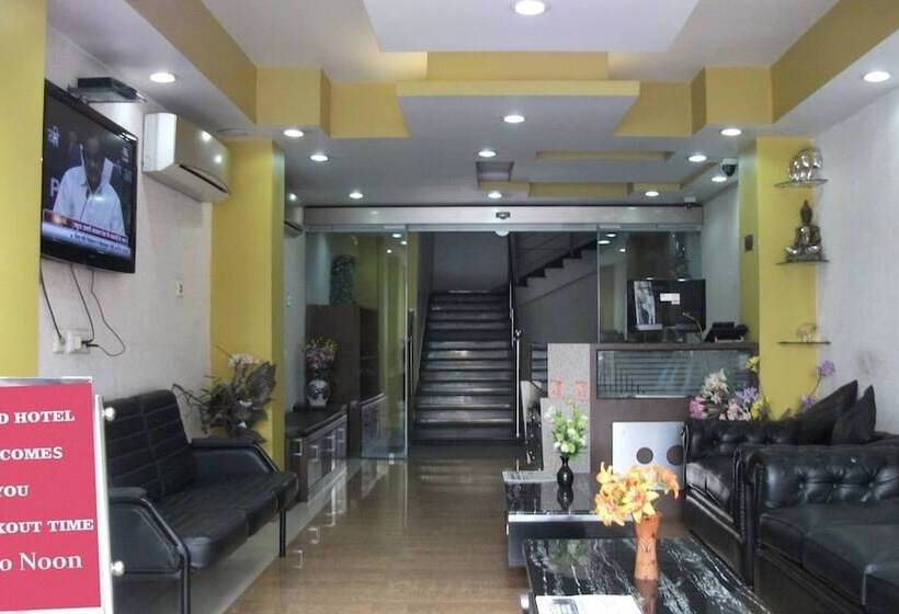 Отель Orchid Business Luxury