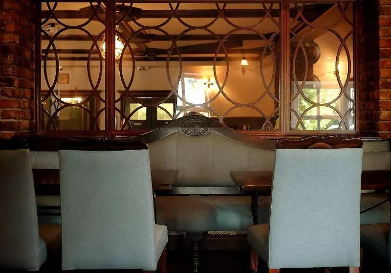 酒店 Racket Hall Country House