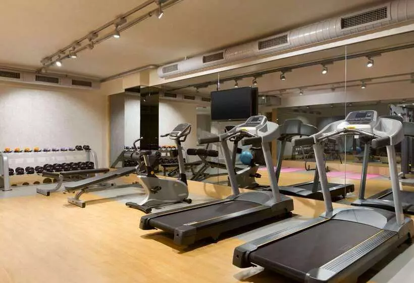 هتل Ramada By Wyndham Gemli̇k