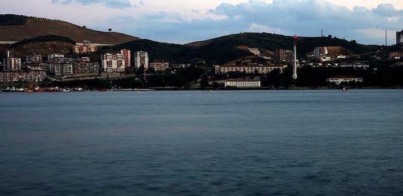 هتل Ramada By Wyndham Gemli̇k