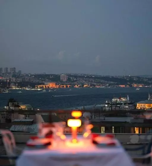 ホテル Raymond Blue