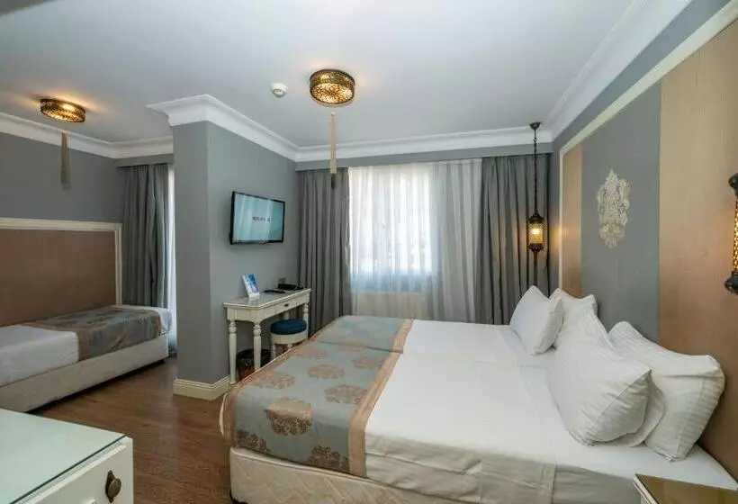 ホテル Raymond Blue