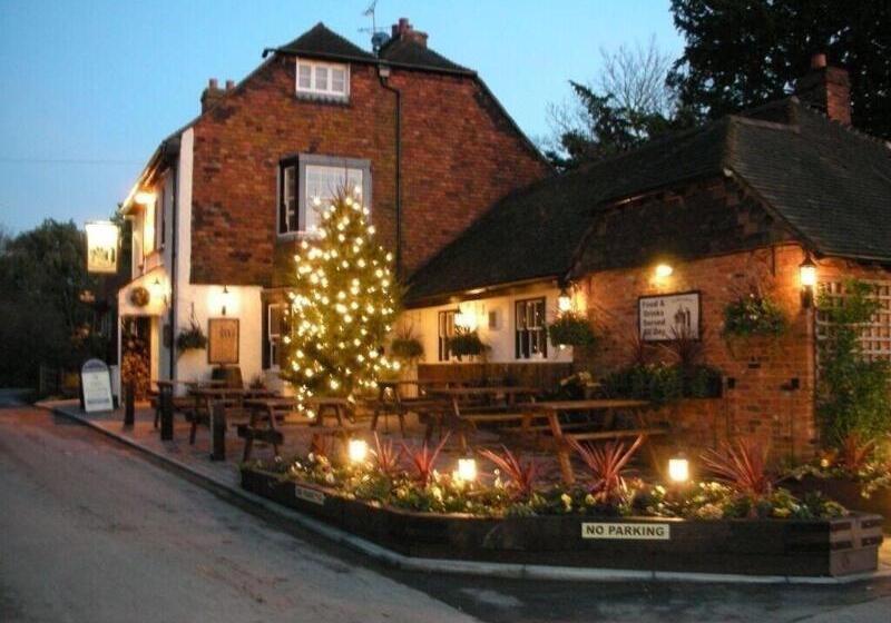 בית מלון כפרי The Black Horse Inn