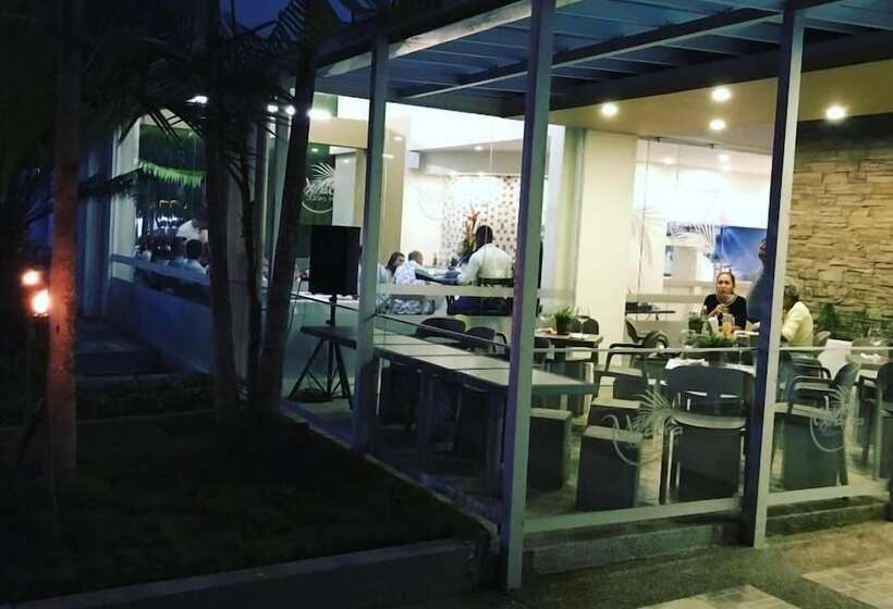 Отель Waira Suites