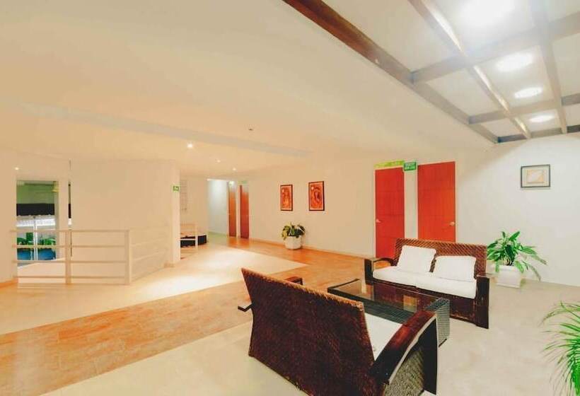 Отель Waira Suites