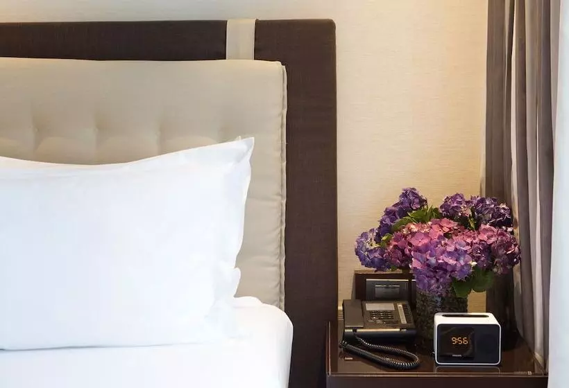 Makati Diamond Residences