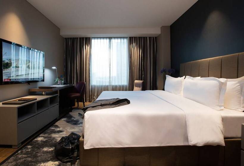 Makati Diamond Residences