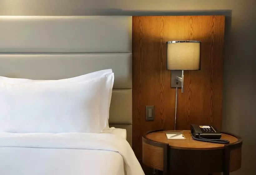 Makati Diamond Residences