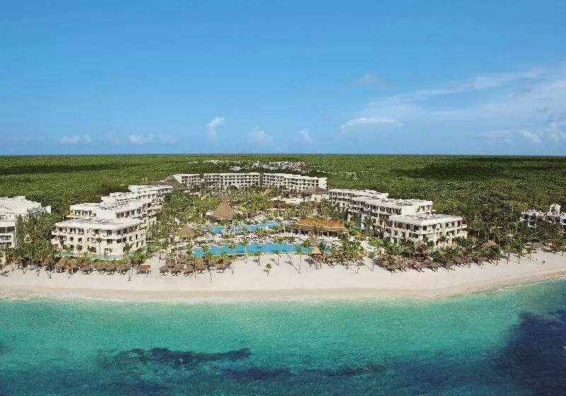 Lomakeskus Secrets Akumal Riviera Maya Adults Only