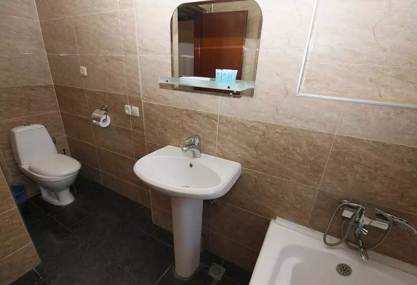 ベッドアンドブレックファースト Light House City Center