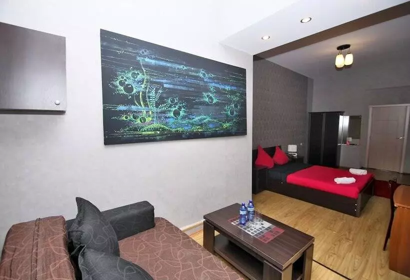 ベッドアンドブレックファースト Light House City Center