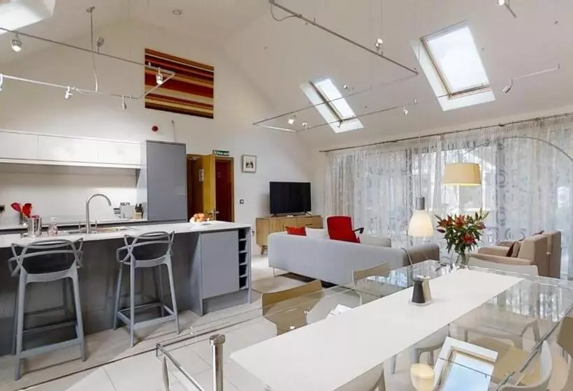 Bed and Breakfast South Lodge