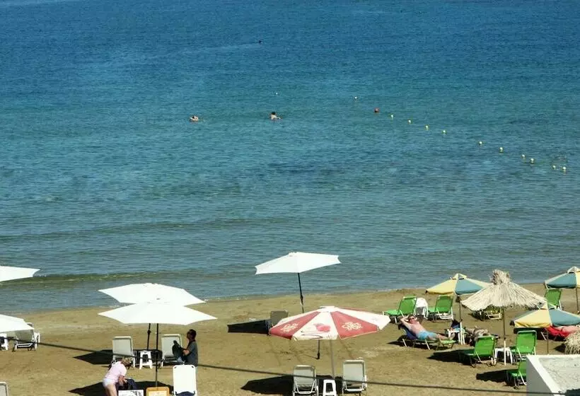 George Deluxe Apartments