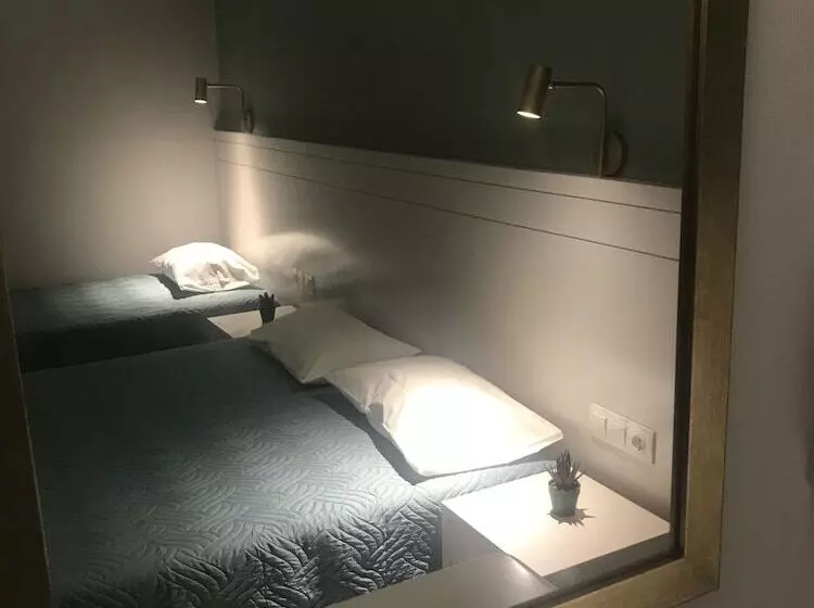 George Deluxe Apartments