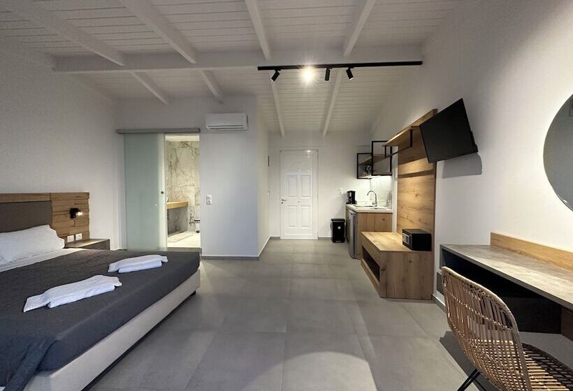 George Deluxe Apartments