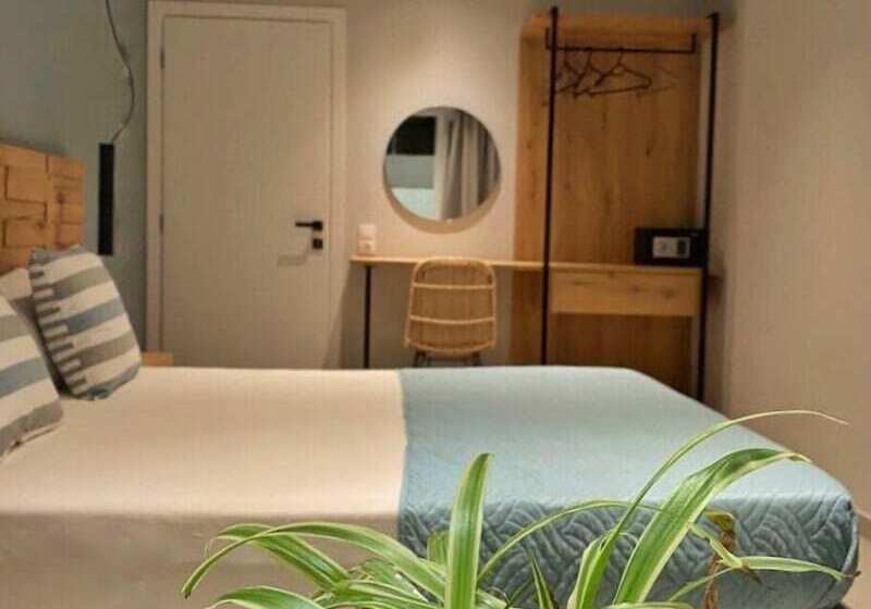 George Deluxe Apartments