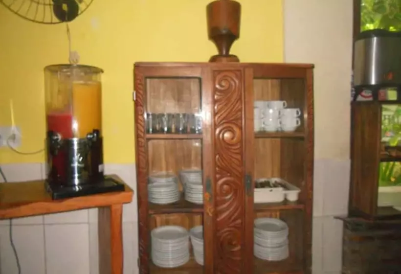 Хостел Pousada Coqueiro Do Caitá