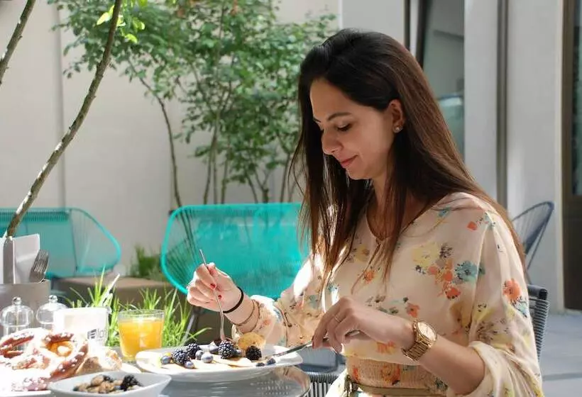 בית מלון כפרי Aloft München