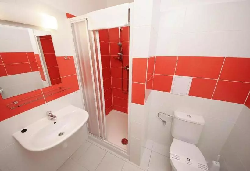 בית מלון כפרי Regent