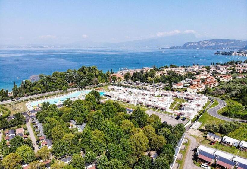 בית מלון כפרי Camping Cisano - San Vito