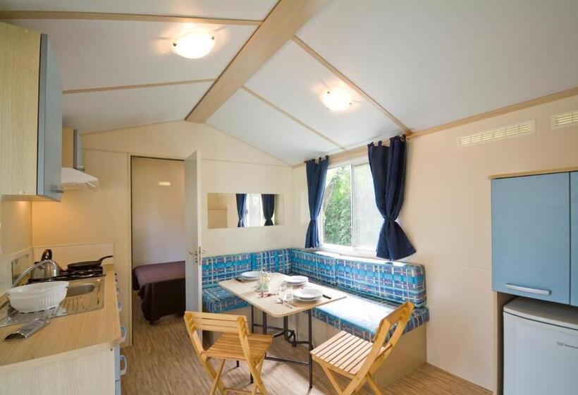 בית מלון כפרי Camping Cisano - San Vito