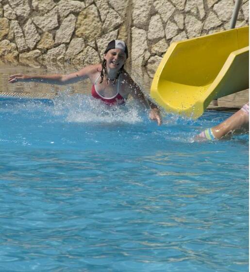 בית מלון כפרי Camping Cisano - San Vito