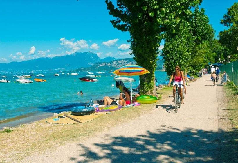 בית מלון כפרי Camping Cisano - San Vito