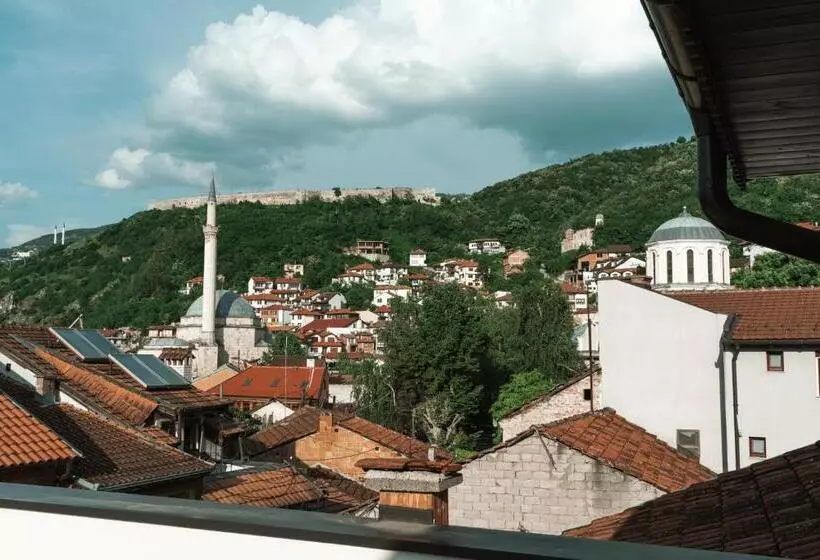 هتل Centrum Prizren
